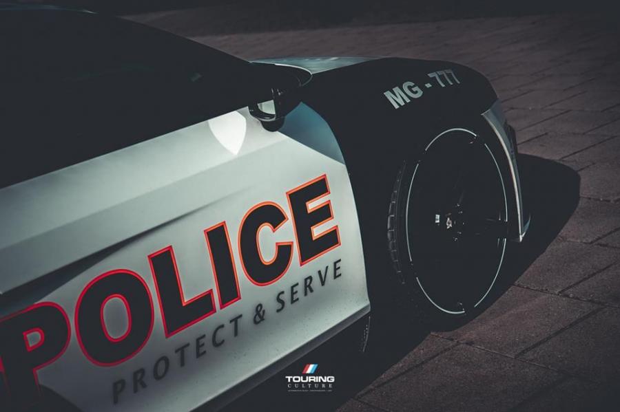 Детали экстерьера Audi R8 Police Car Prepared for ADAC 2016 года  (фото 4 из 7)